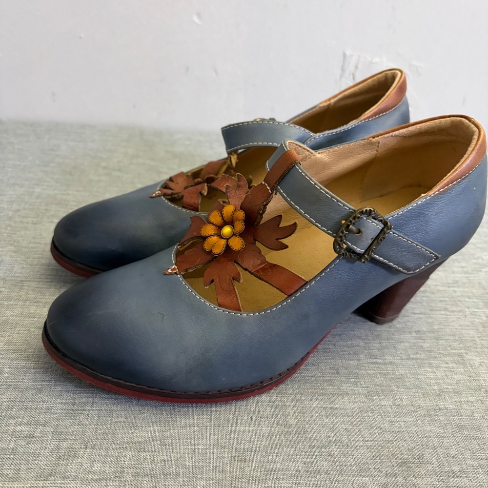 L'Artiste Spring Step Mary Jane Women 37 Blue Floral T-Strap Leather Heels